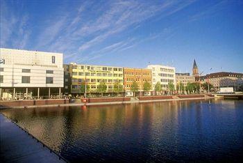 Hotel Am Schwedenkai Киль Экстерьер фото