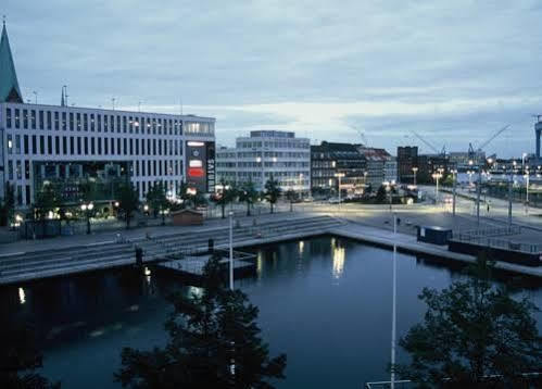 Hotel Am Schwedenkai Киль Экстерьер фото